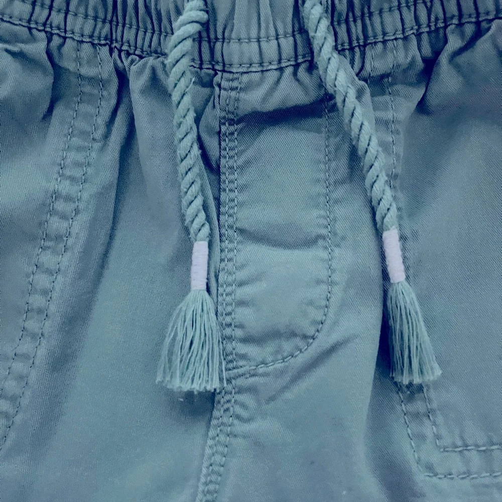 Gap elastic waist draw string ruffle bottom shorts